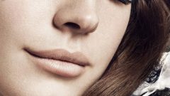 Takma Kirpik Nasıl Takılır ve Çıkarılır?