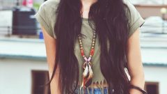 Kot Şort Kombini Nasıl Yapılır?