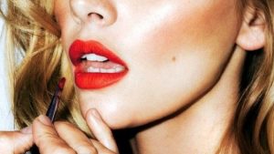 Güzel makyaj yapmanın etkili sırları !
