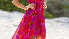 Bayan Asimetrik Kesim Elbise Modelleri