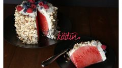 Az Kalorili Karpuz Pastası