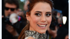Cansu Dere’nin Saç Rengi ve Modelini Daha Yakından Tanıyoruz