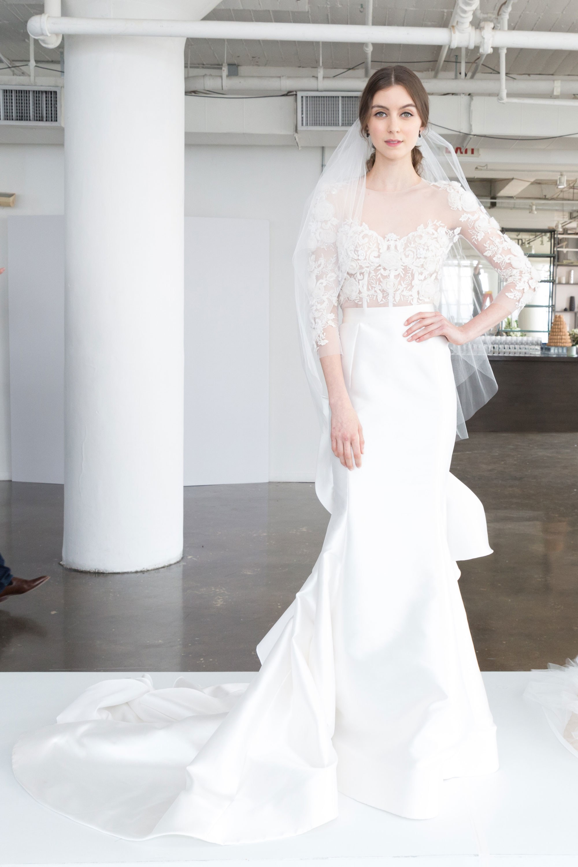 Vera Wang 2019 İlkbahar-Yaz Gelinlik Koleksiyonu Vera Wang 2019 İlkbahar-Yaz Gelinlik Koleksiyonu