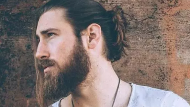 Moda Olacak Uzun Erkek Saç Modelleri 2020