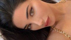 Saç Cilası Nedir ve Nasıl Yapılır?