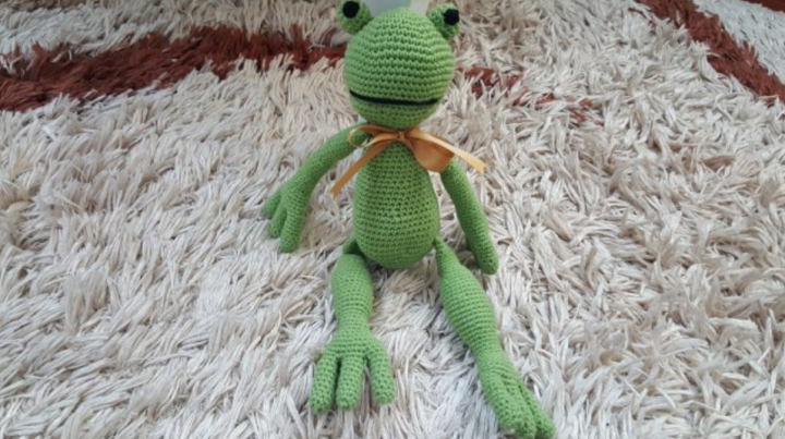 Amigurumi Sevimli Kurbağa Tarifi