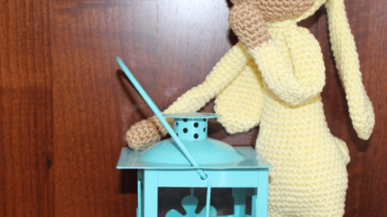 Amigurumi Tavşan Kostümlü Büyük Bebek Tarifi