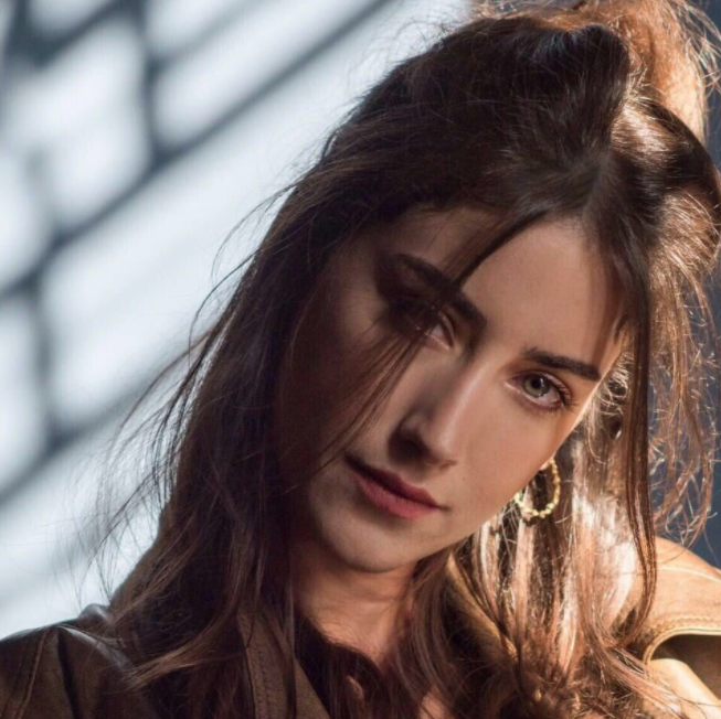 Hazal Kaya Saç Rengi