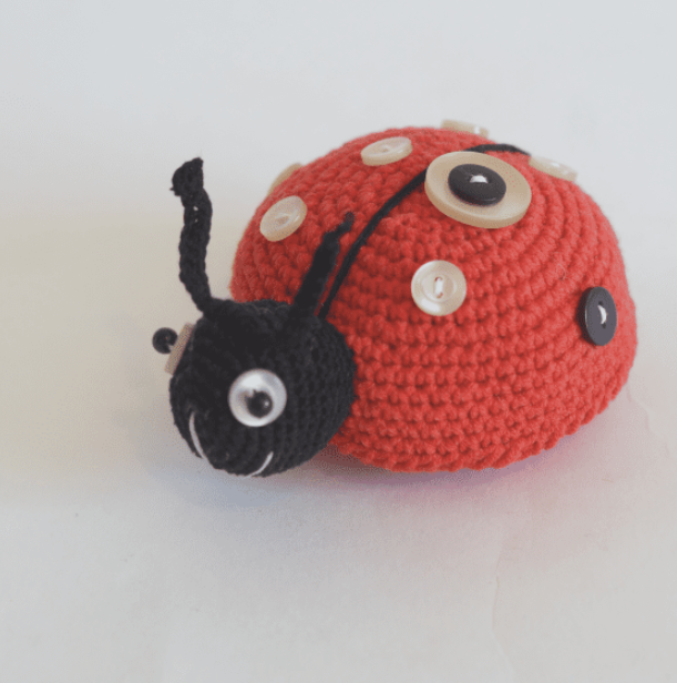 Uğur Böceği Amigurumi Tarifi