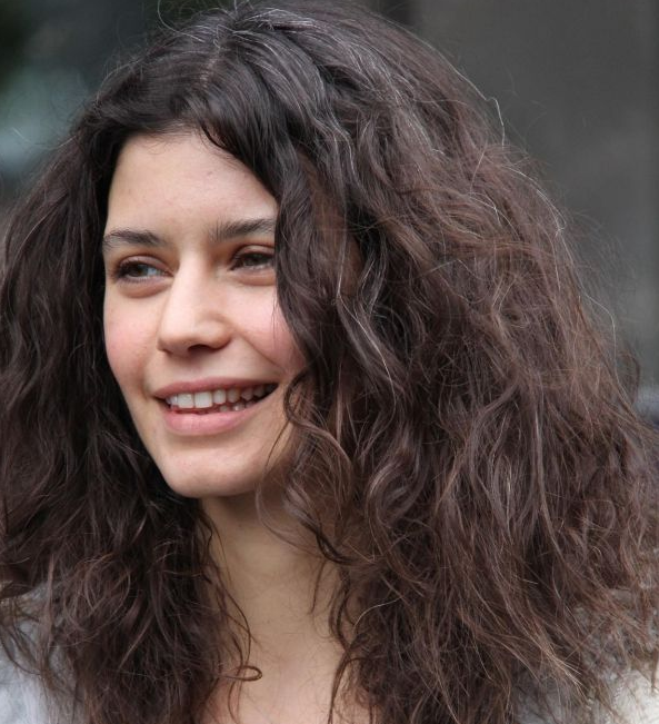 Beren Saat Saç Rengi
