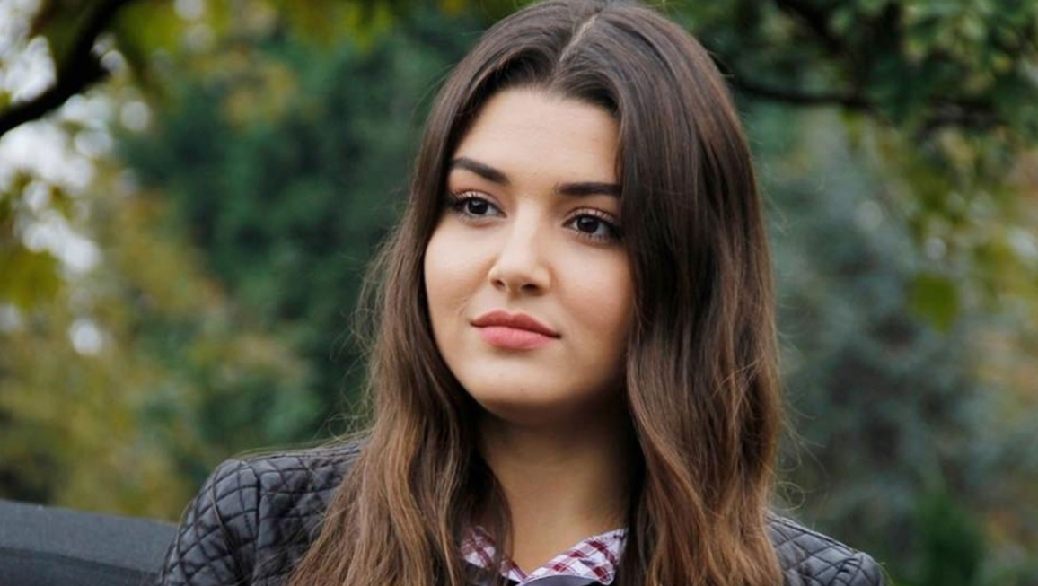 Hande Erçel Gerçek Saç Rengi