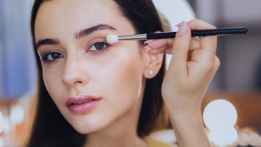 Hafif Yaz Makyajı İçin 7 İpucu