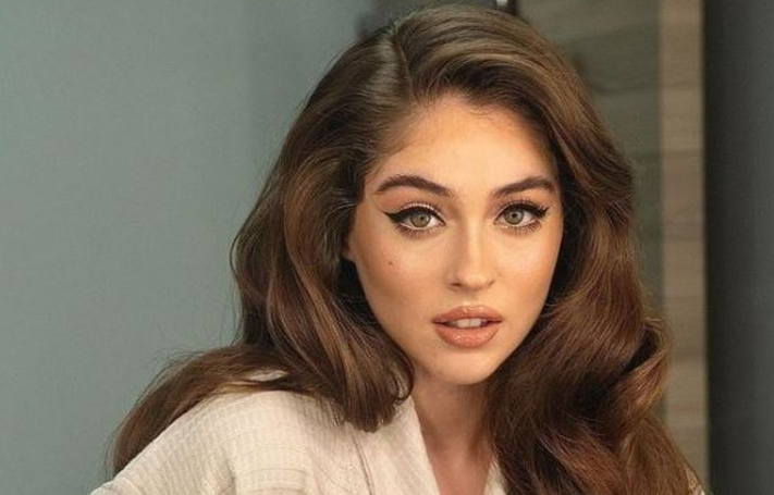 Cemre Baysel Saç Modeli