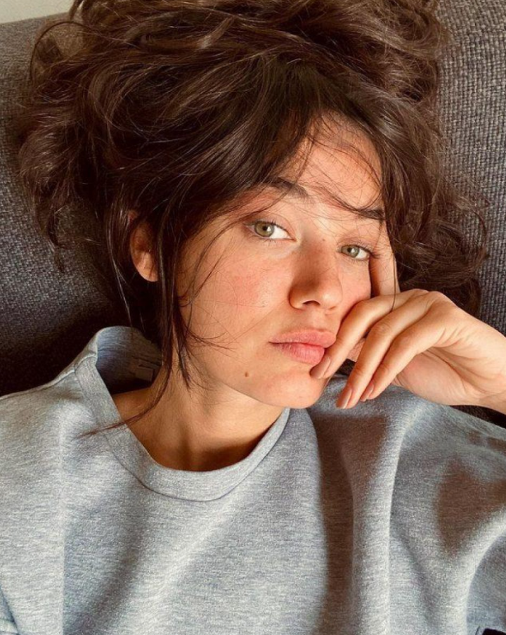 Pınar Deniz Saç Modeli