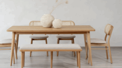 Doğru Ahşap Sandalye Nasıl Seçilir? Malzeme, Stil ve Konfor Rehberi